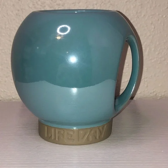 Star Wars Galaxy's Edge Life Day Orb Mug Wookiee Celebration Blue Coffee Cup - Picture 11 of 13